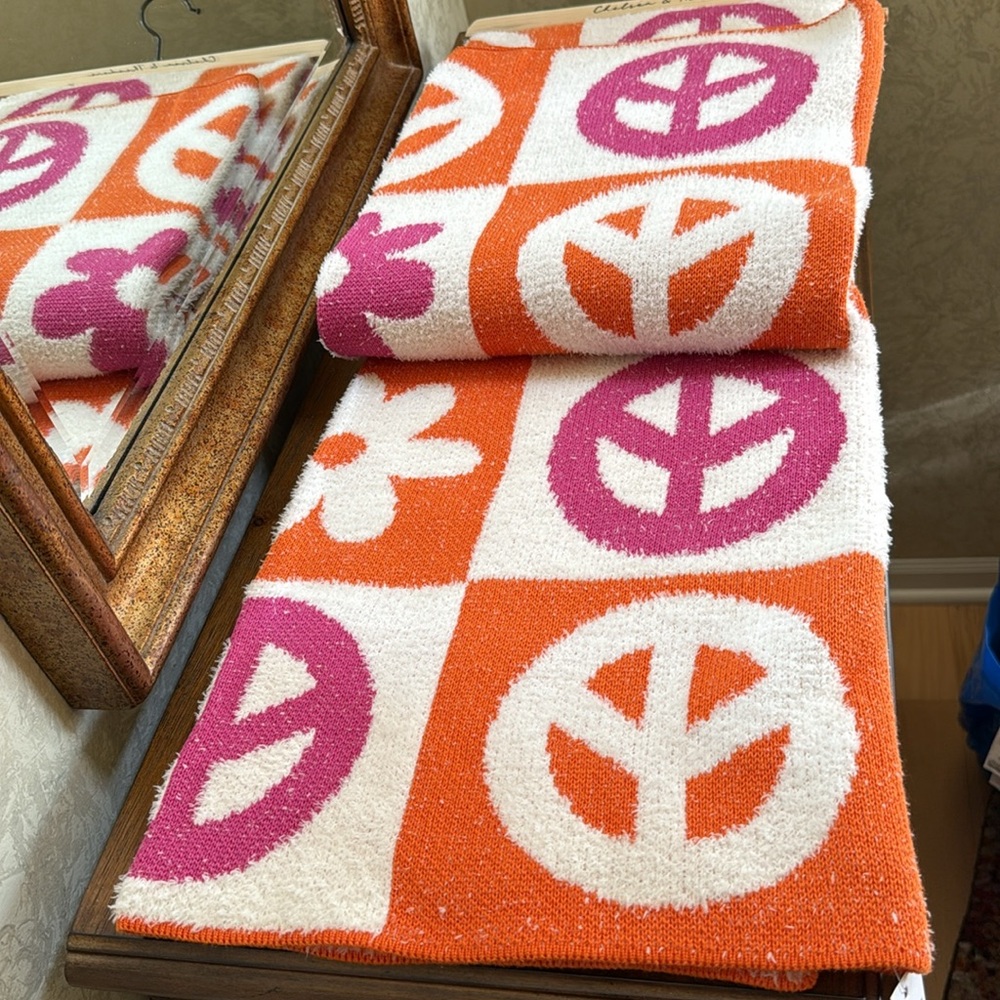 Chelsea & Theodore Peace Symbol & Flower Decrative Throw. Orange Pink & White. - Picture 3 of 13